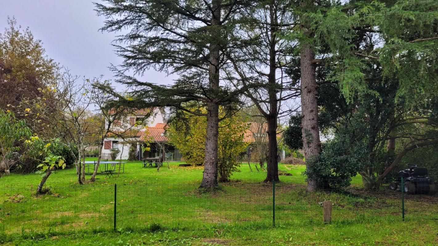 CHATEAU-THEBAUD Maison en hameau sur la commune de Chateau thebaud 2