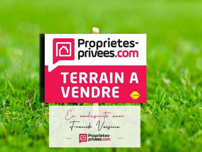 A VENDRE en Exclusivité Le Boupere centre TERRAIN constructible de 710 m2 libre de constructeur