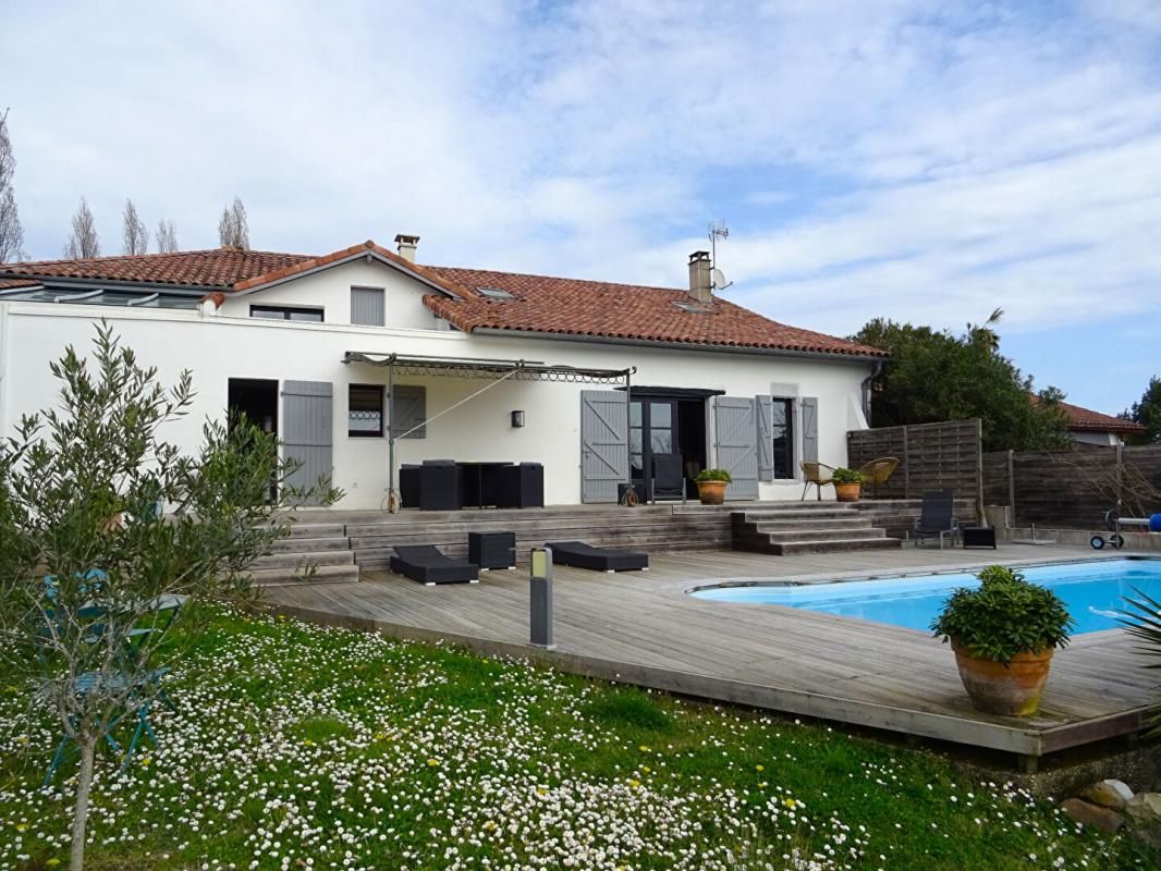 SAINT-AUBIN Landes 40250 Saint-Aubin, maison 273 m² 1