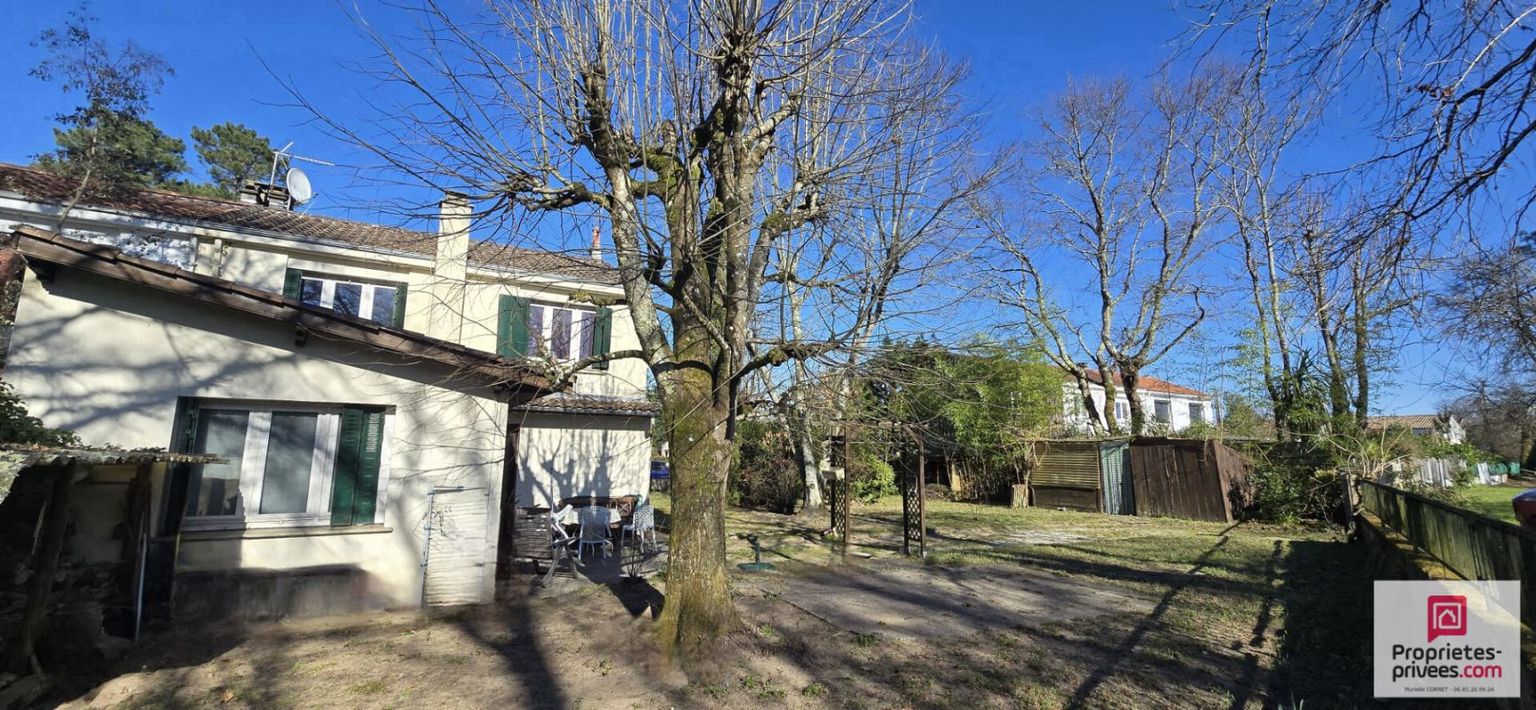 LE TAILLAN-MEDOC LE TAILLAN MEDOC - Maison 5 pièces avec garage sur 575 m² de terrain 2