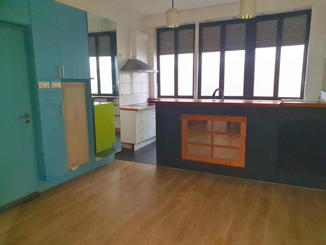 Appartement avec cour privative DANTON