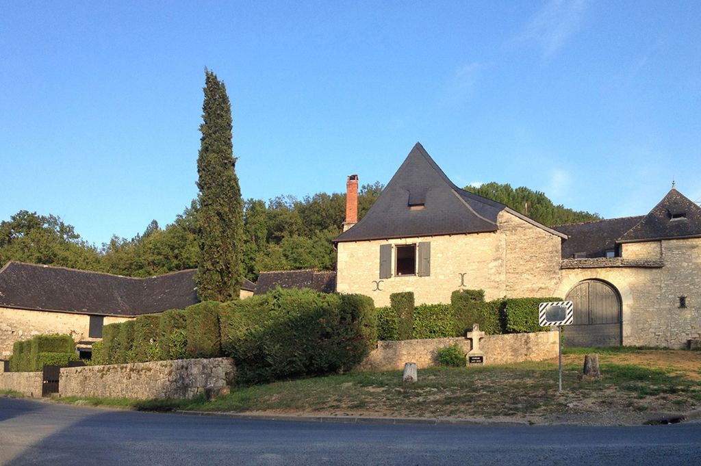 MAISON CONDAT SUR VEZERE 7 pièce(s) 180 m2