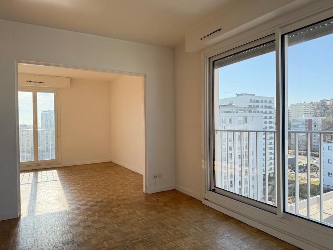 DIJON Appartement 4 pièces 75 m2 avec vue et parking 2