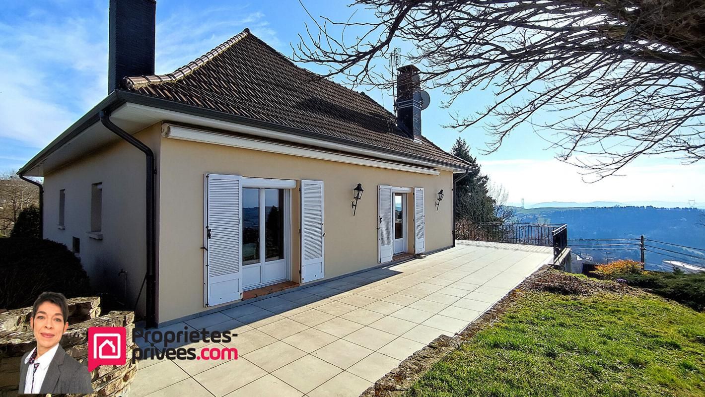 THIZY-LES-BOURGS (69240) , Maison individuelle 6 pièces, 4 chambres, garages, jardin Terrain 17000 m²