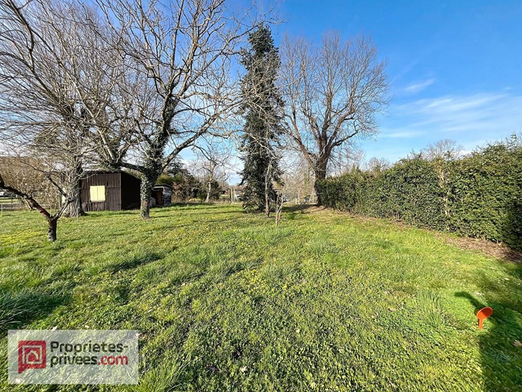 COUFOULEUX Terrain constructible 884 m2 2