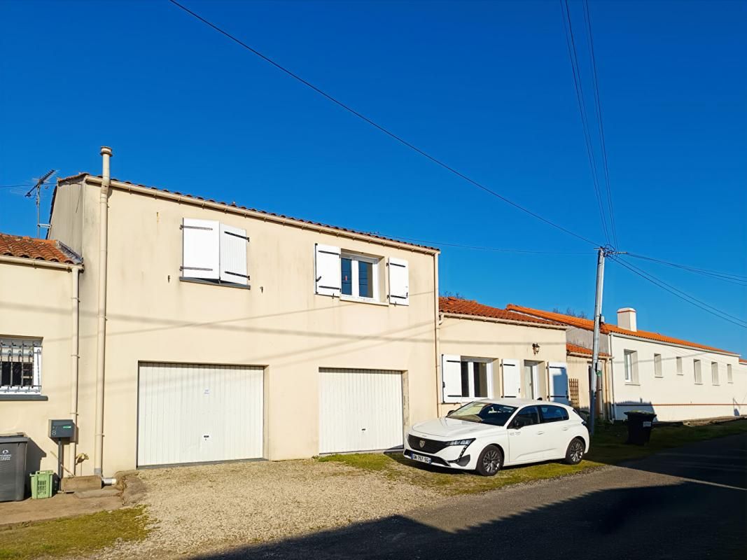 Maison  3 pièce(s) 75 m2