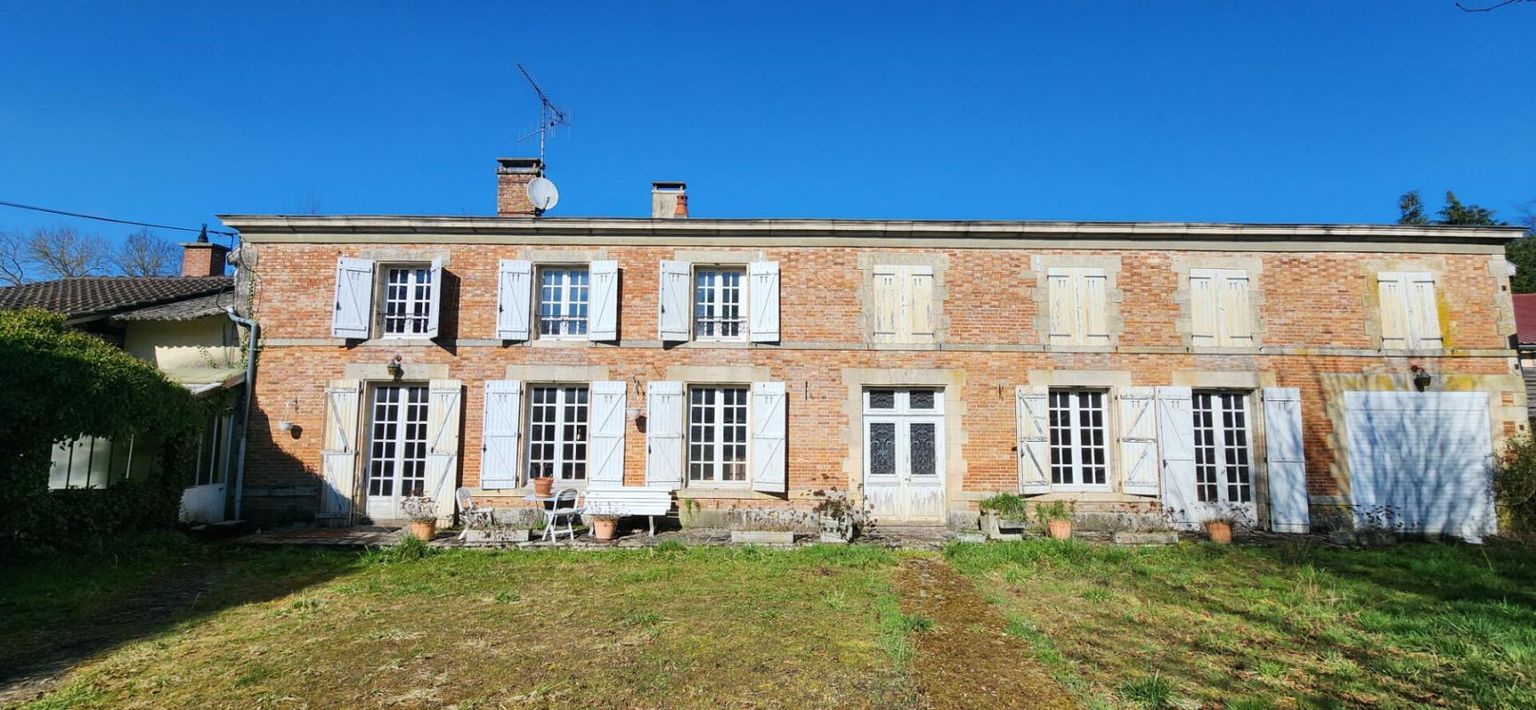 Maison Saint Remy En Bouzemont Saint Genest Et Isson 10 pièce(s) 300 m2