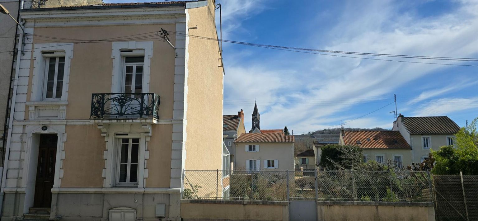 PERIGUEUX Maison de ville 160m2 plus jardin secteur Saint-Georges 1