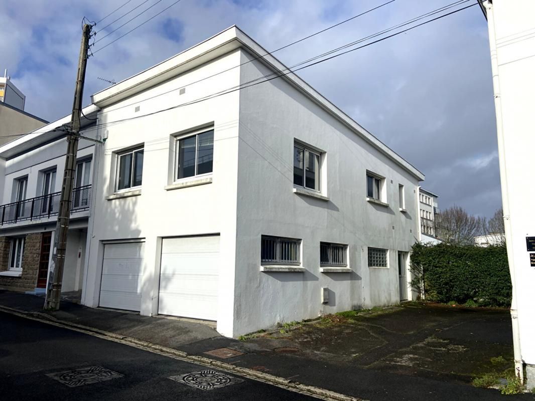 LORIENT Maison centre ville  avec 2 garages 1