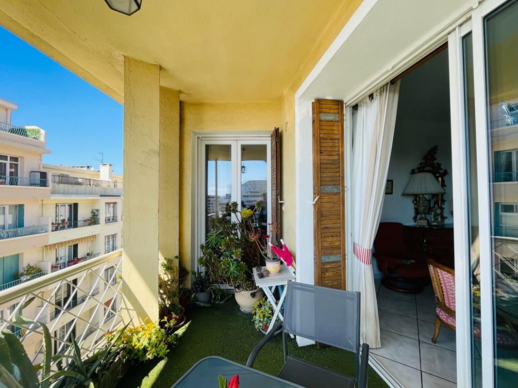 TOULON Appartement Toulon 3 pièces 80 m2 2