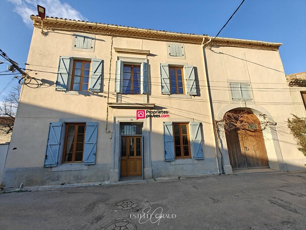 Maison de Maître , 4 Chambres, Grand garage, 1 Jardin