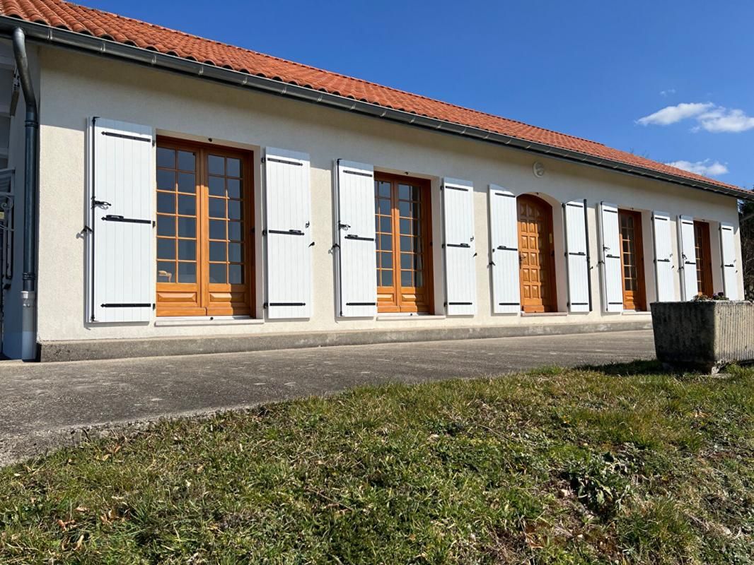 Maison Arconsat 5 pièce(s) 112 m2