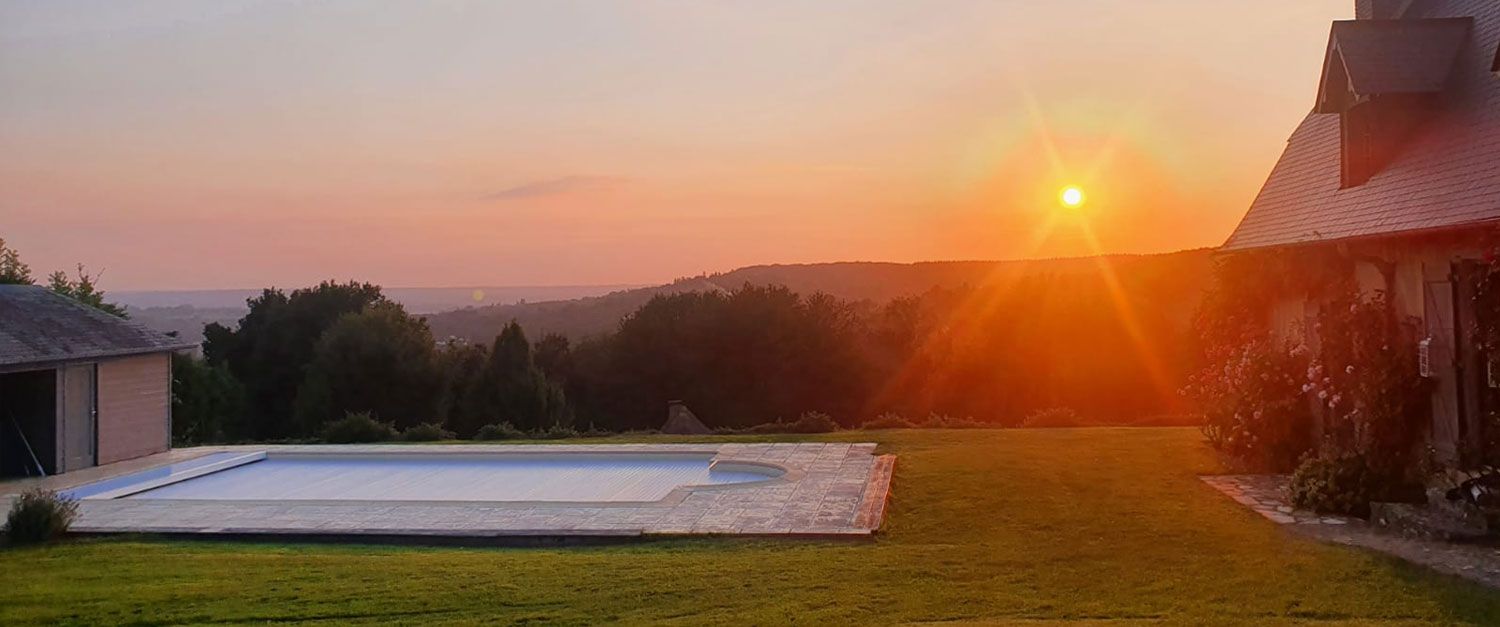 PONT-L'EVEQUE Propriété de 300 m² avec piscine et magnifique vue 3