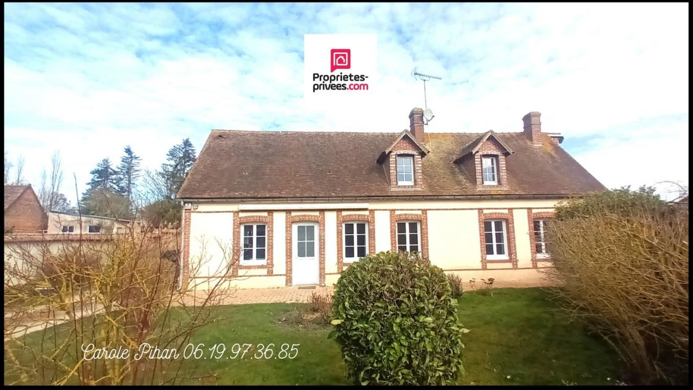 VERNOUILLET A 15 mn de Dreux. Maison Type longère 142m  3 Chambres. Beau terrain de 2800 m2 .Piscine 2