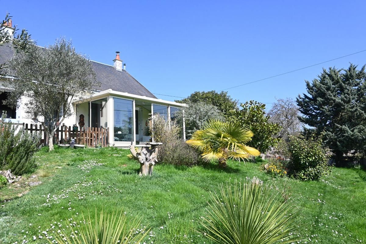 AZAY-LE-RIDEAU EN EXCLUSIVITE A CRISSAY SUR MANSE 3