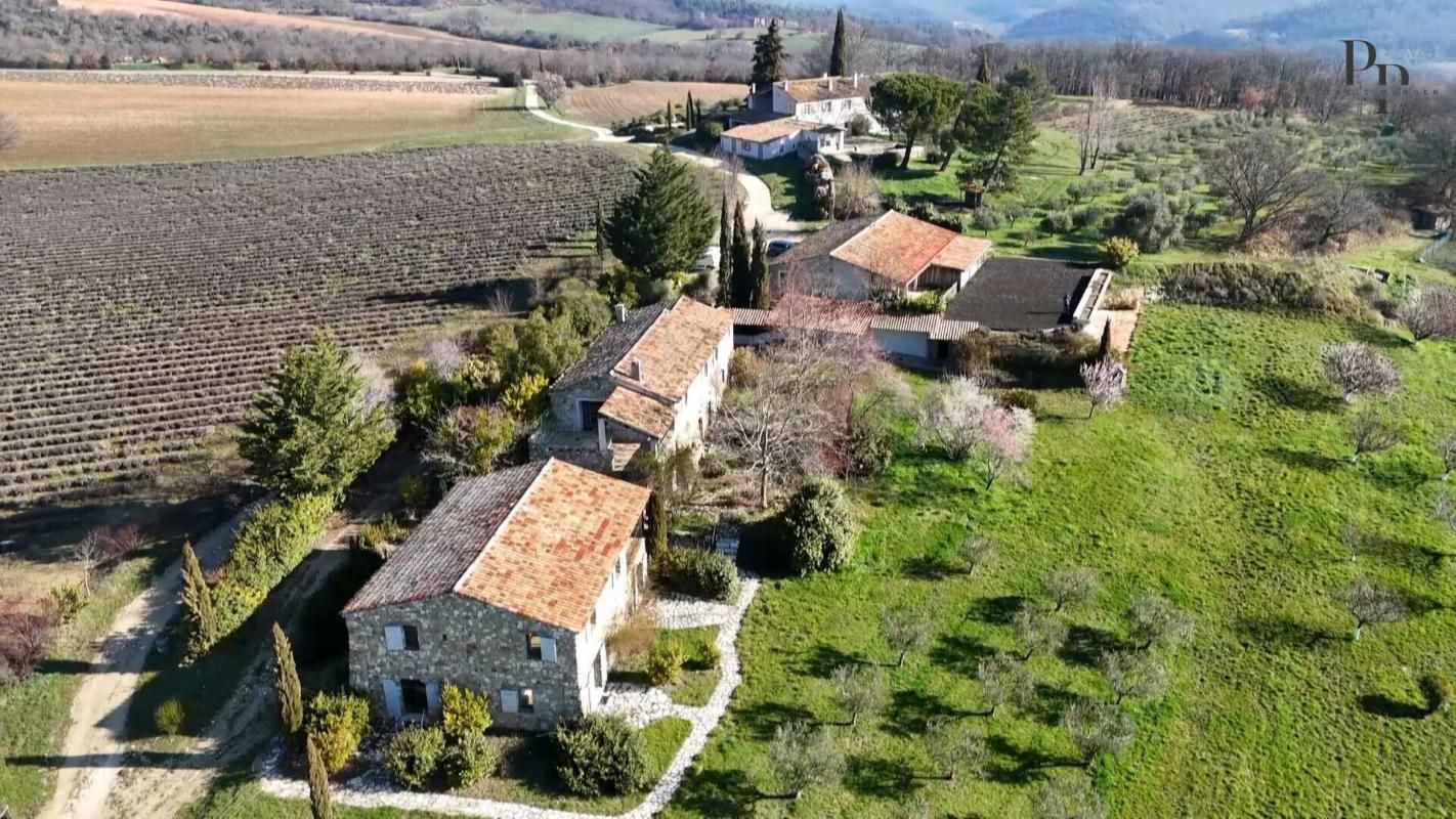 OPPEDETTE LUBERON : Domaine de charme / Activité d'accueil / Exploitation biologique 2