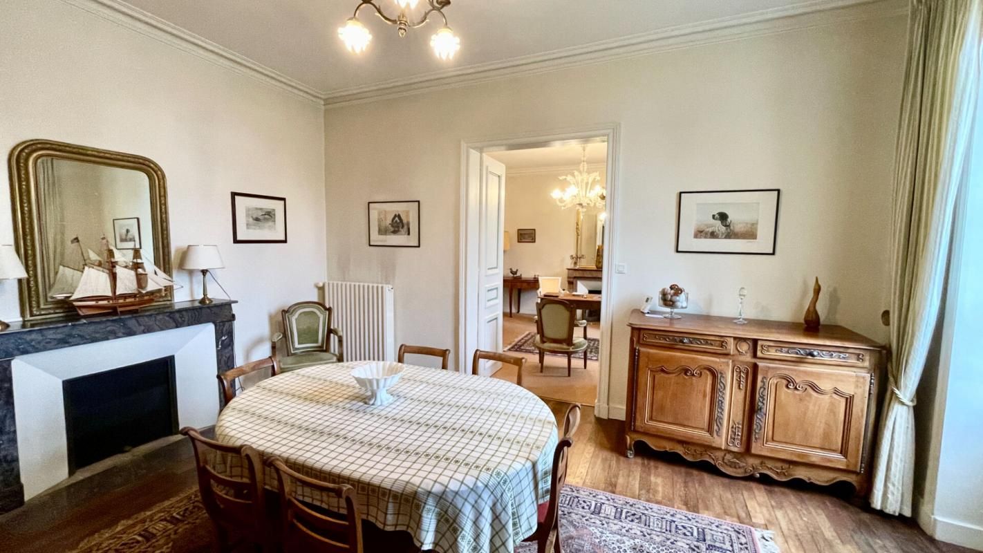 NANTES A VENDRE MAISON DE MAITRE - 8 pièces 200 m² 3