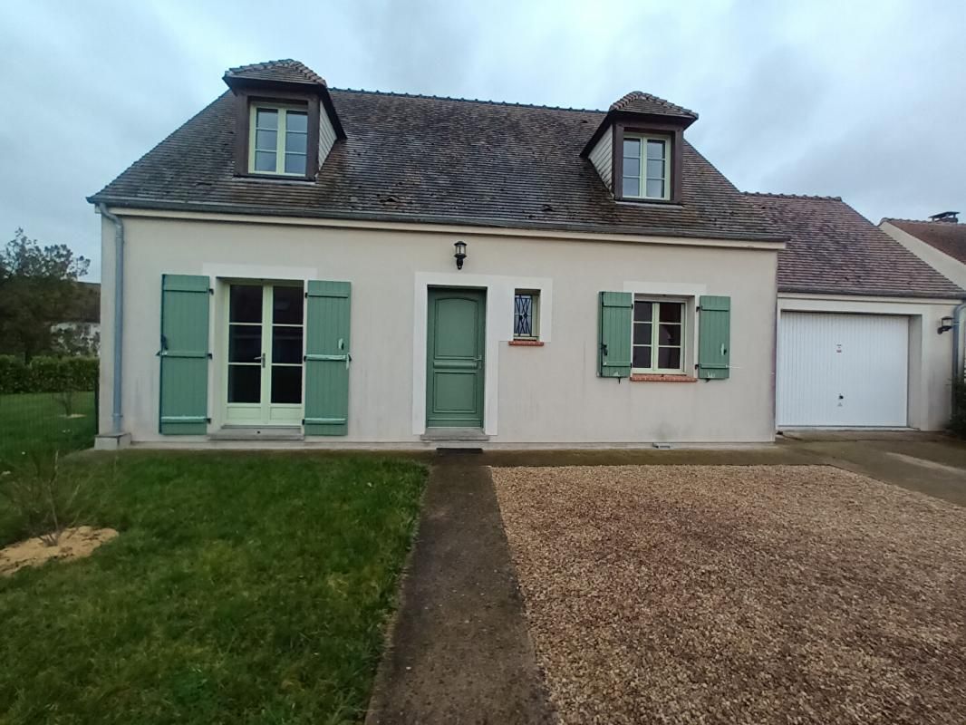 Maison Saint Benoit Sur Loire 5 pièce(s) 114 m2