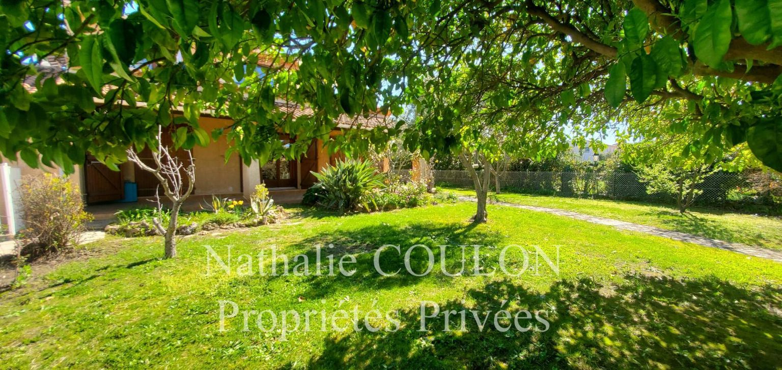 Villa La Londe Les Maures 5 pièce(s) 182 m2 / 223 m²