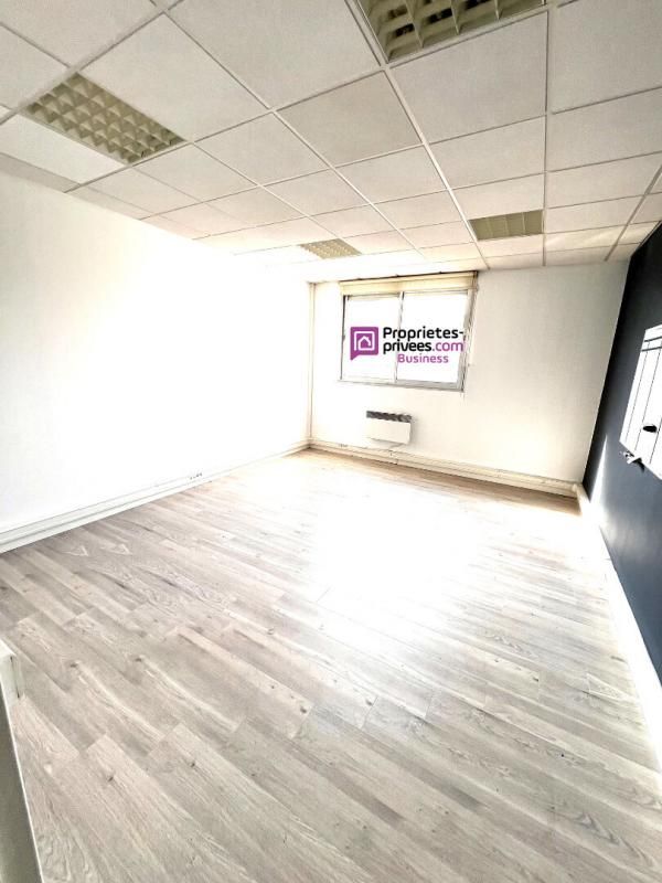 SENLIS 60300 SENLIS - LOCATION BUREAUX 6M² 4