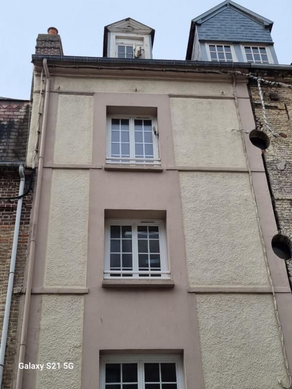 EXCLUSIVITE APPARTEMENT  A DEUX PAS  DU PORT