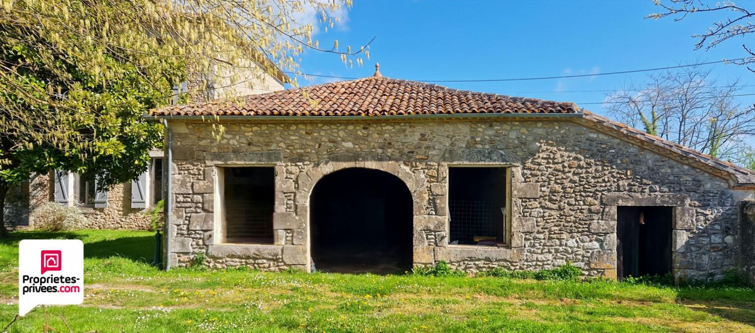 BAZAS Maison de maître de 520 m2 + grange en pierre de 300 m2 - piscine - 1 ha de terrain 2