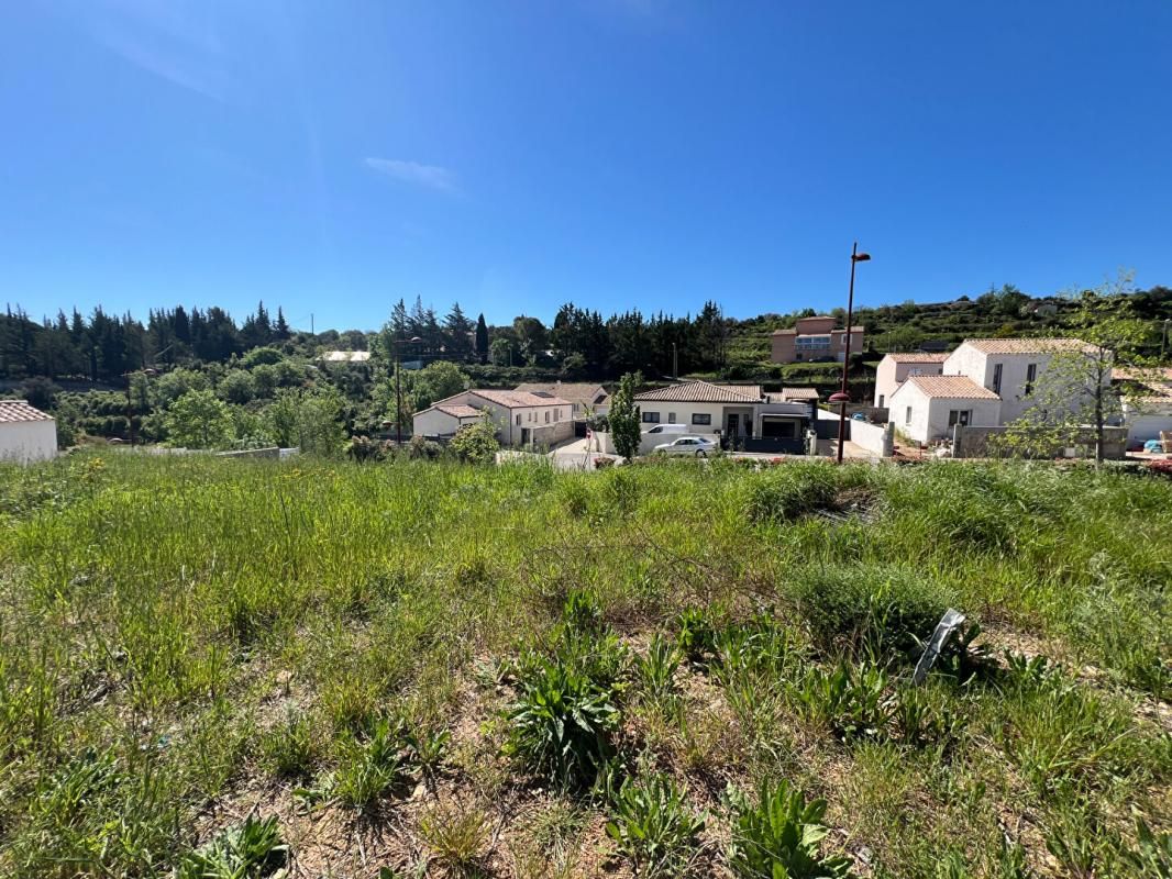 Terrain constructible de 596 m2