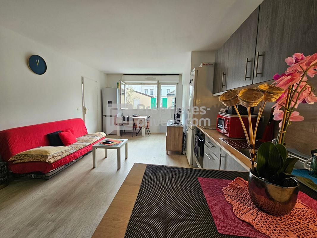 Appartement 3 pièces de 45,16m² + Parking à la plaine Saint-Denis