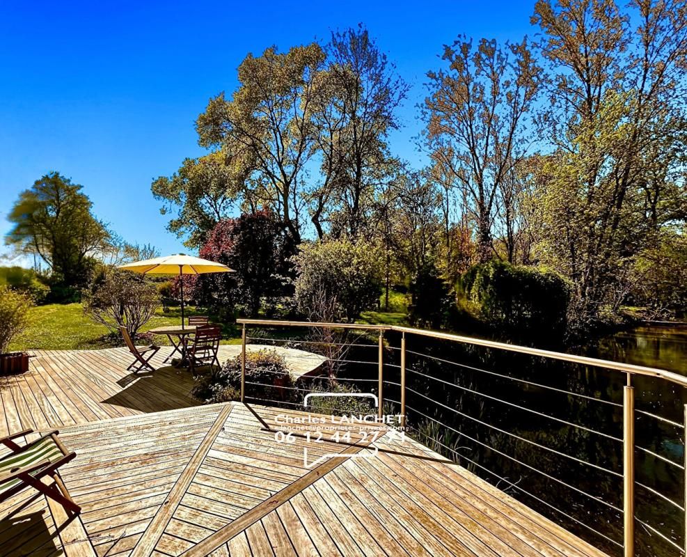 GENAC Moulin 6 pièce(s) 140 m2 3