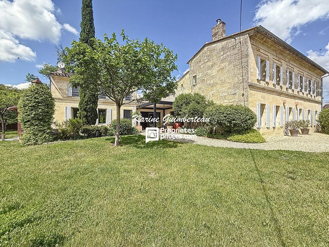 SAINT-EMILION Maison de campagne 320 m2 + piscine + garage + jardin 2