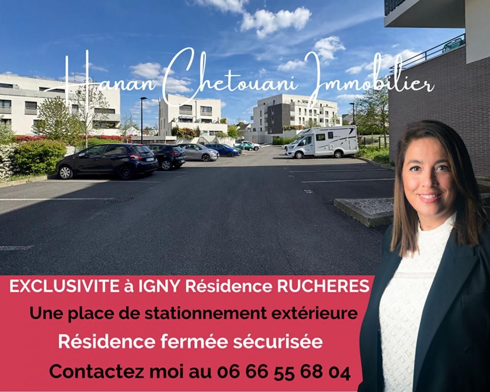 Parking extérieur Résidence des Ruchères