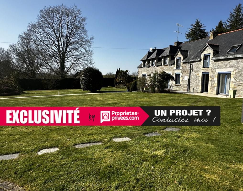 PIPRIAC Maison Pipriac 12 pièce(s) 210 m2 + dépendances + 5500 m² (possibilité + ) 2