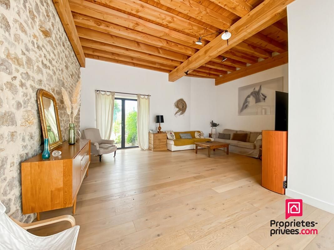 Maison rénovée avec goût Vault De Lugny 9 pièces 240 m2