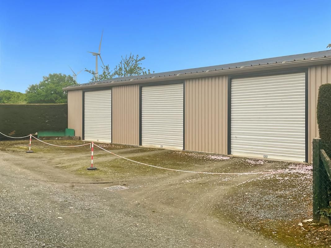 À vendre : Longére de 250m2 au coeur de la campagne berrichonne, à deux pas de La Châtre, ville de Georges Sand