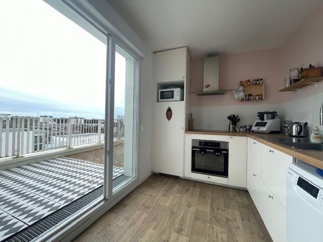 SAINT-NAZAIRE Appt de 2022 avec roof top - 3 chambres - 1 buanderie - 2 stationnements 3