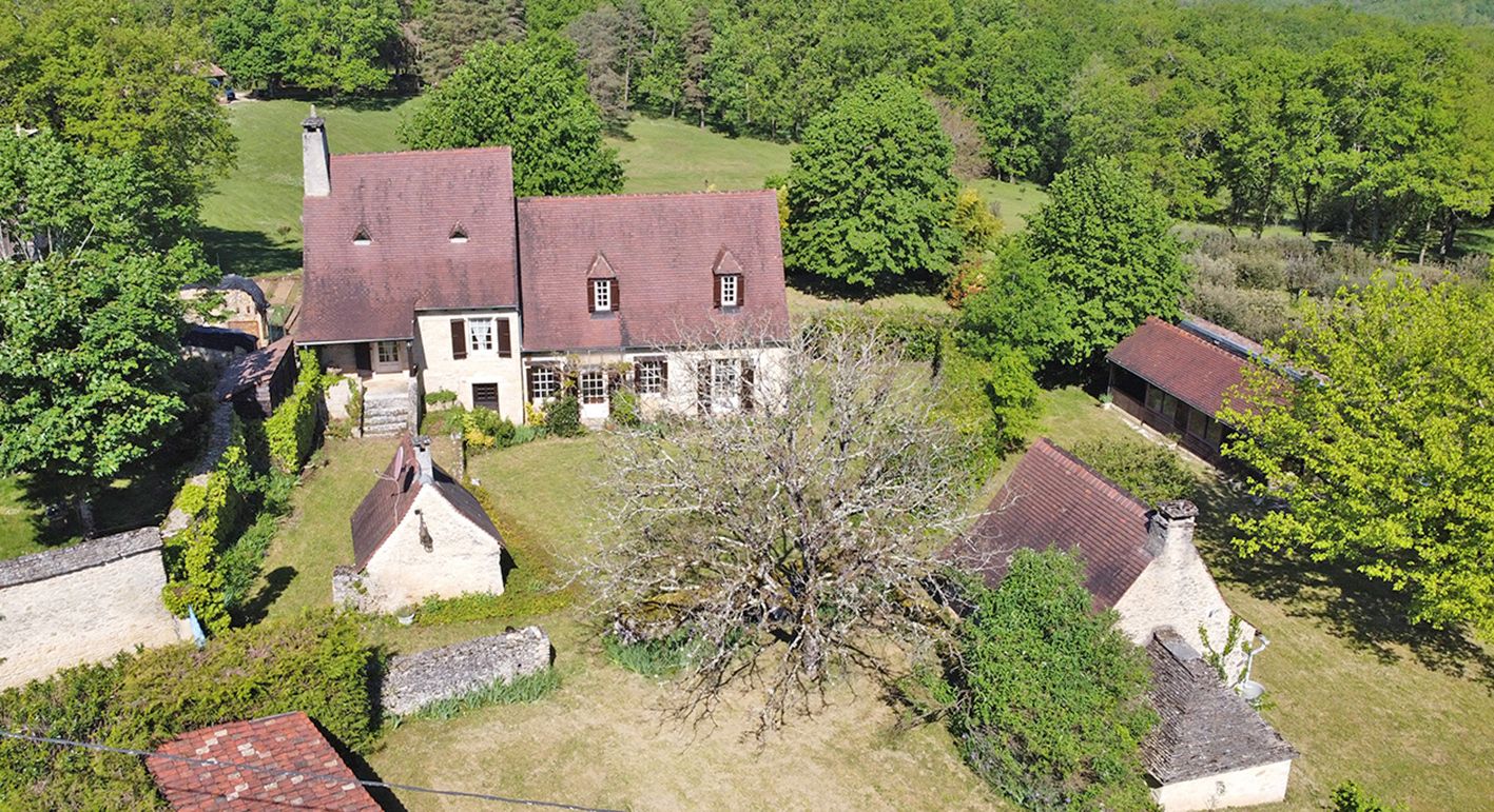 Maison COLY SAINT AMAND 150 m²