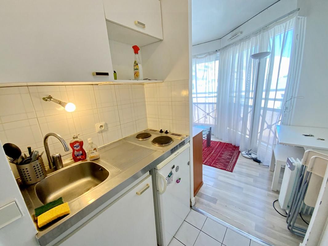 Studio rue Aristide Briand