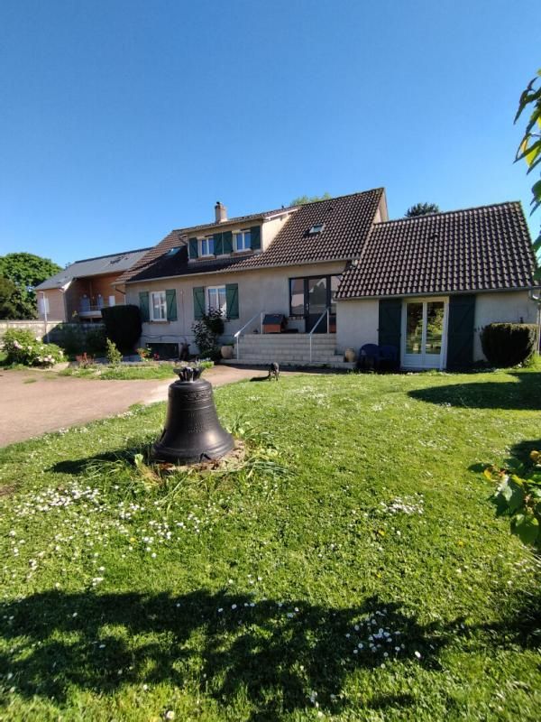 UN BIEN RARE ET UNIQUE SUR LA COMMUNE DE PUSSAY