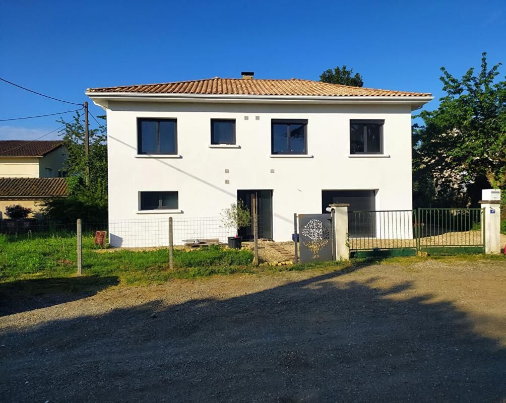 Maison Bergerac 5 pièces 139 m² - 269 000 Euros -