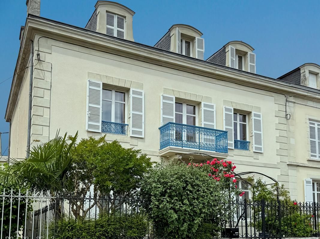 Maison bourgeoise 220 m2 5 chambres, garage
