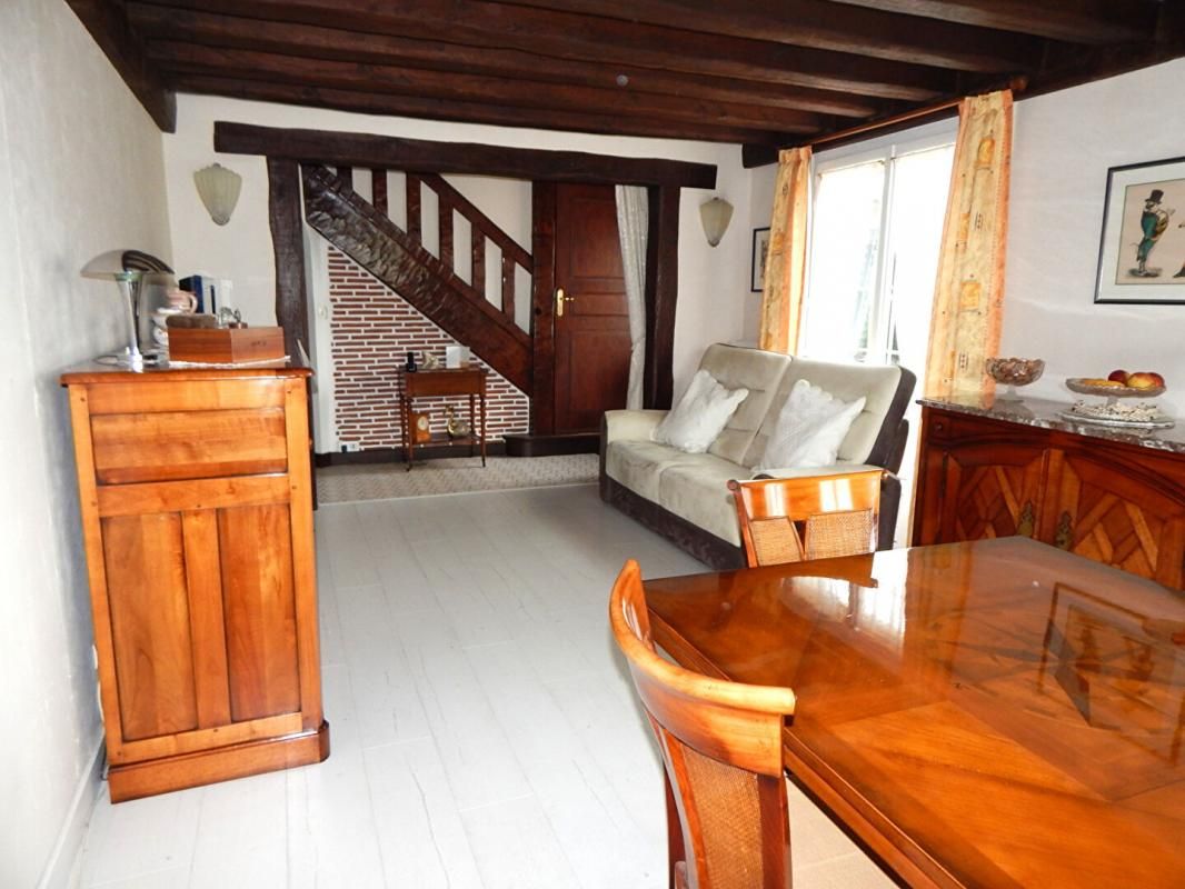 Maison Saran quartier piscine 7 pièce(s) 126 m2