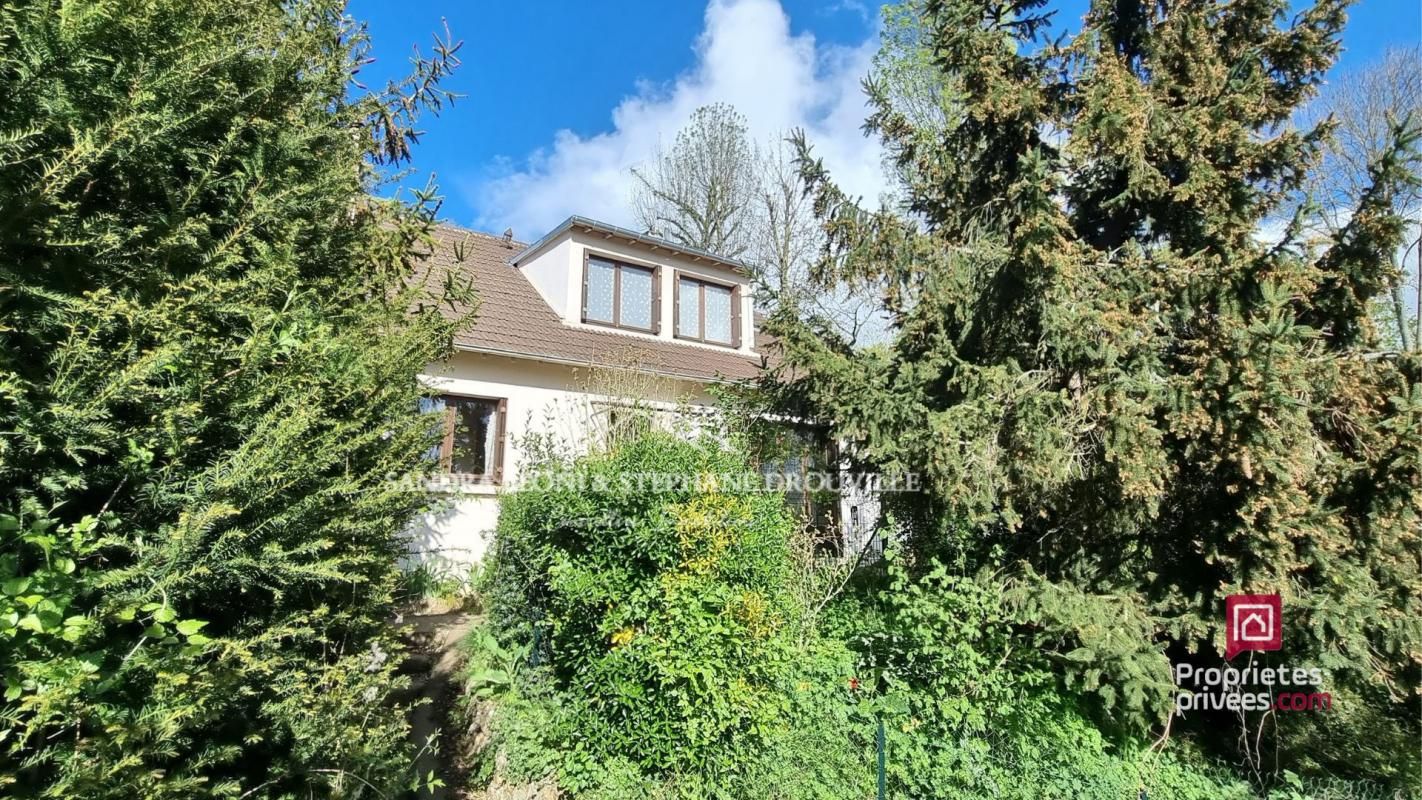 MAINTENON - JOLIE MAISON de 117 m², 7 pièces