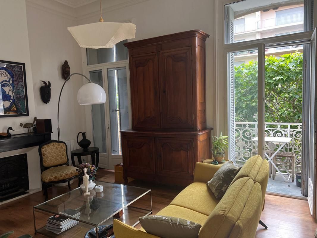 Appartement haussmannien 4 pièce(s) 112 m2