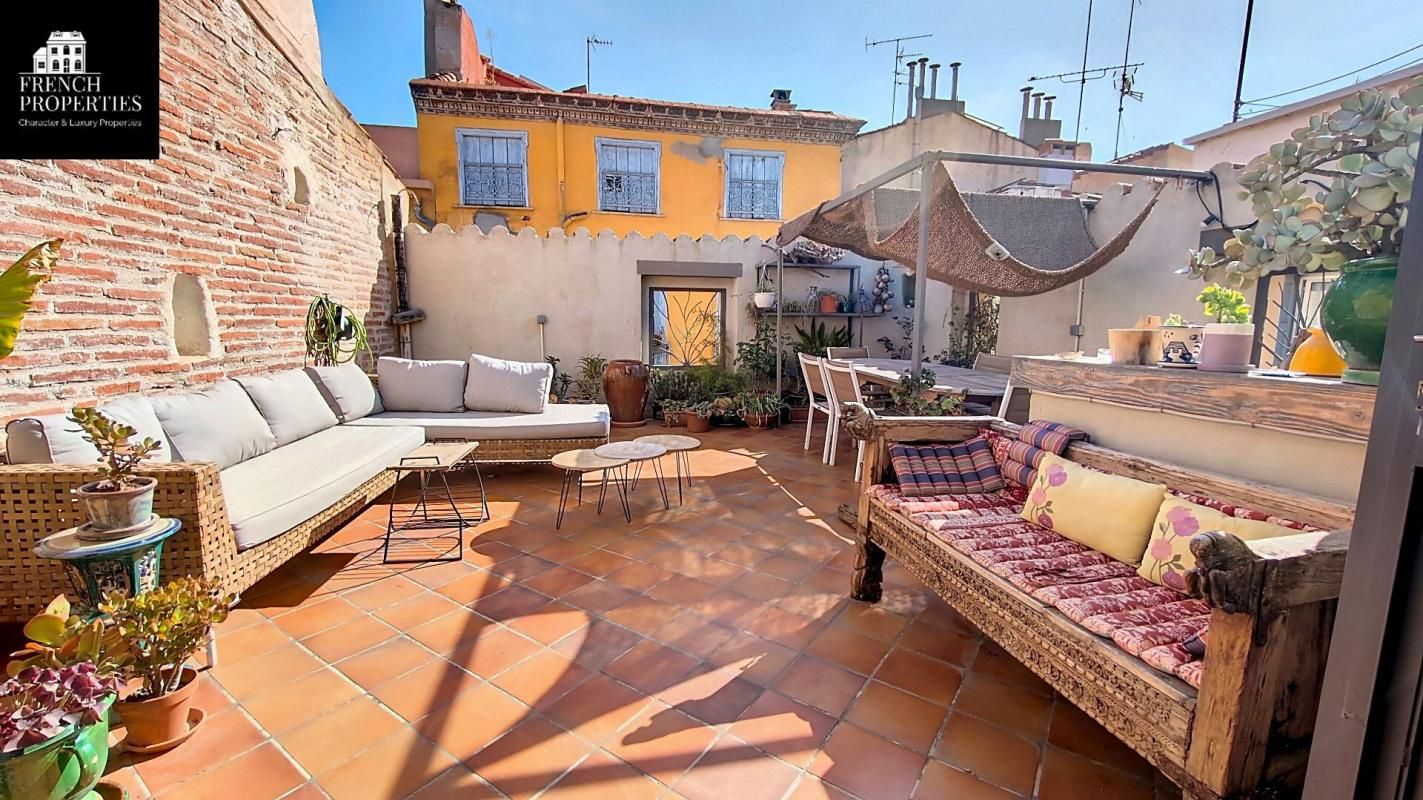 Appartement Centre Ville - 122 m² habitable et exceptionnelle terrasse de 37m² - Troisième et dernier étage