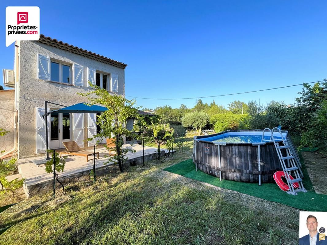 Villa 4 pièces 95 m2 avec 2 garages et grand terrain de 2650 m2