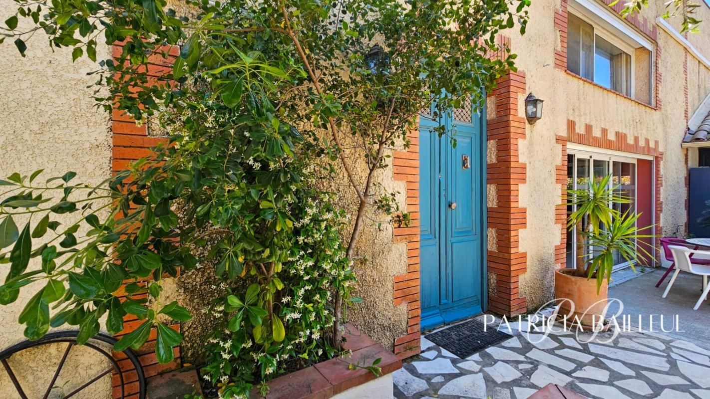 Ensemble immobilier avec maison de 300m² - 5 gites et 2 piscines