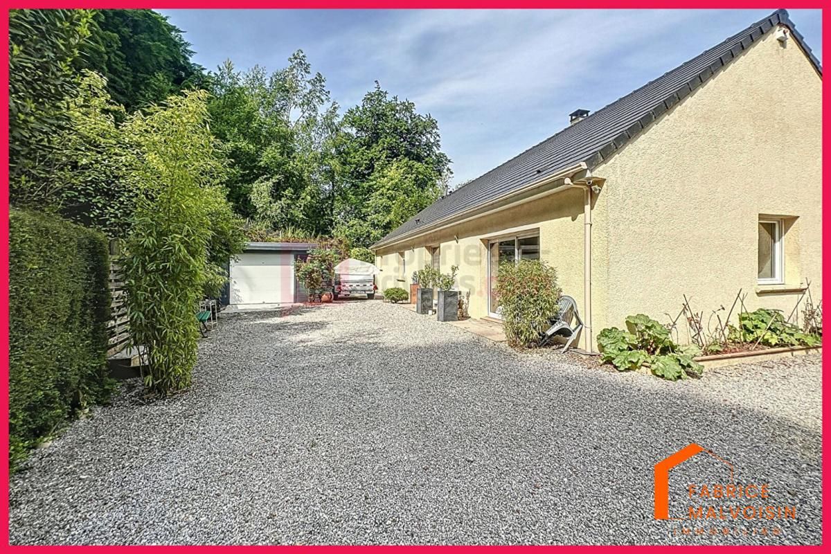 Plain-Pied 128 m² / Saint-Michel-Sous-Bois /Vue imprenable / Terrain 2891 m² paysagé / Garage / 7 Vallées