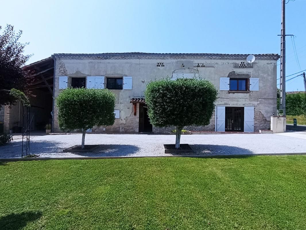 Maison de caractère de 240 m2 proche d'Albi !