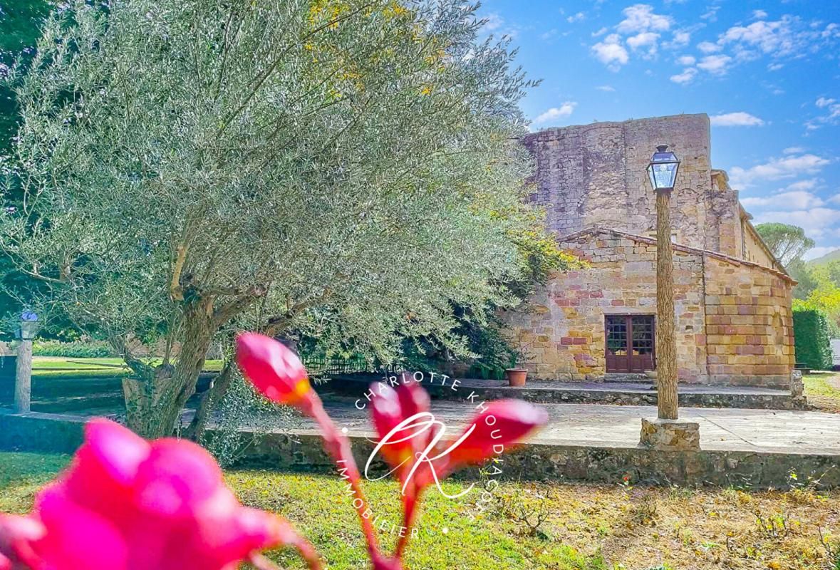 Evêché, lieu d'exception et de charme avec magnifique parc arboré