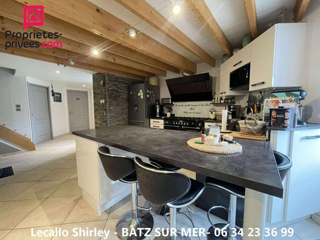 Maison Batz Sur Mer 6 pièce(s) 145 m2